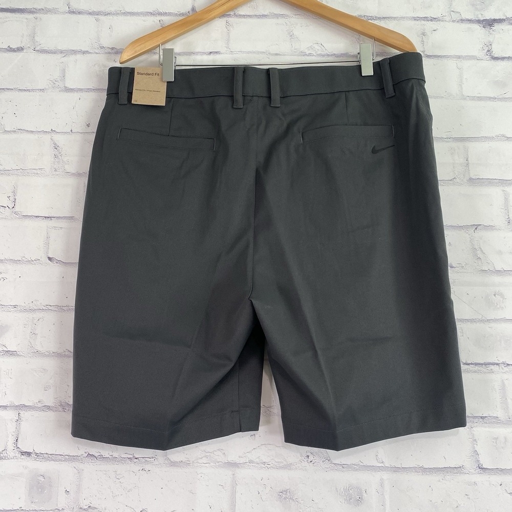 Nike Shorts Men's Size 38 Chino Shorts 8" Inseam Nike Golf Gray NWT